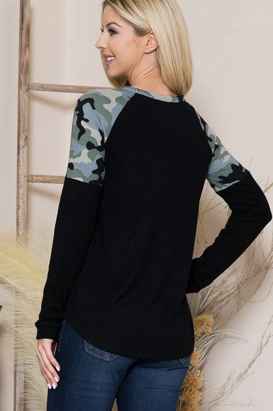 Camouflage Print Contrast Knit Top
