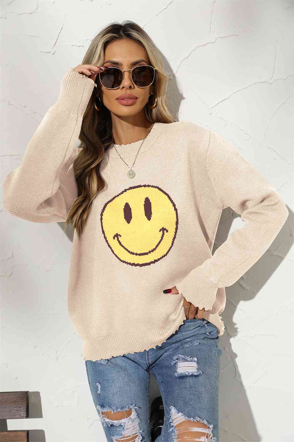 Round Neck Long Sleeve Smily Face Graphic Sweater